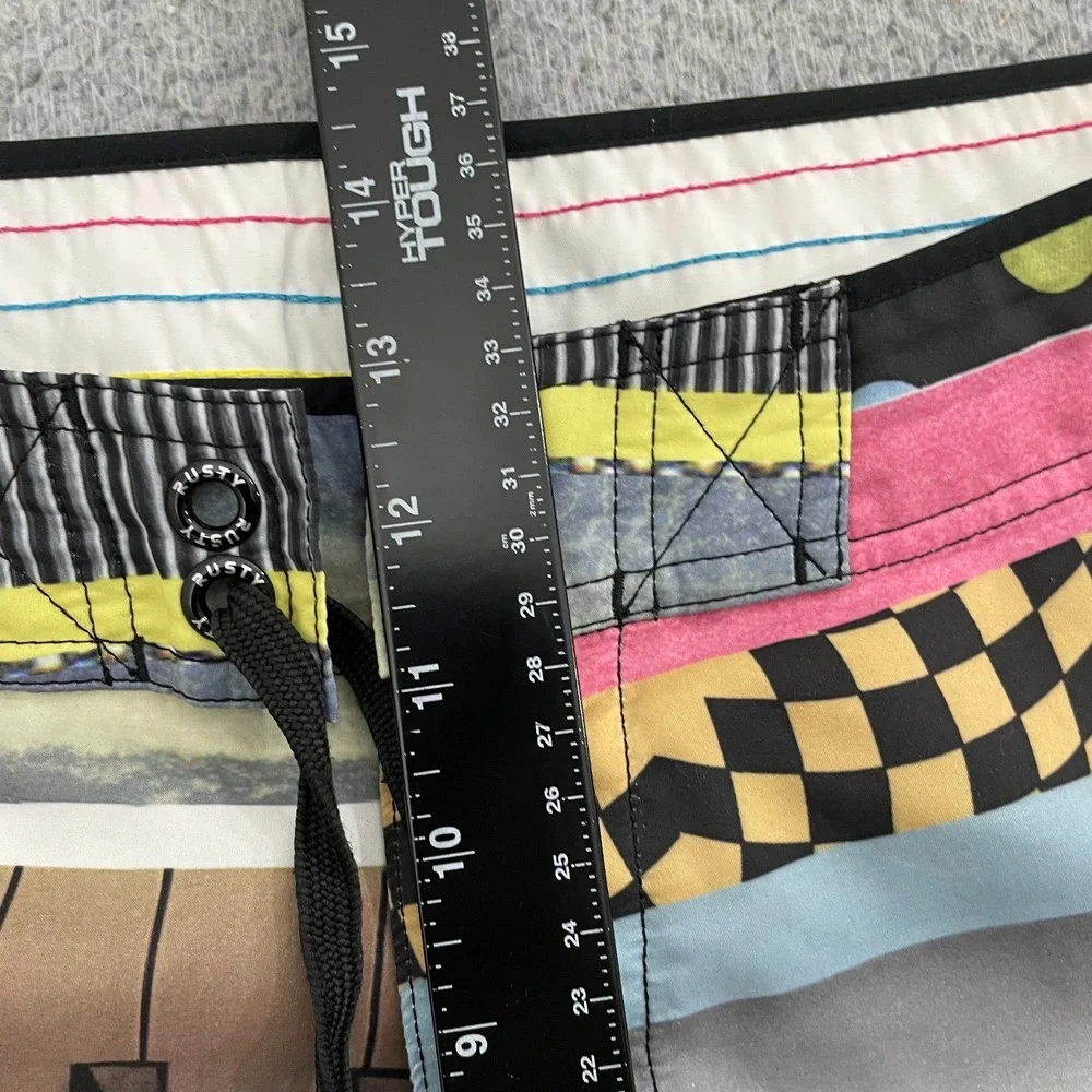 Rusty Board Shorts Men 36 Multi-color Retro Collage Beach Surf Skate